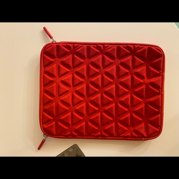 I LUV iPad Case Carrier 8x10 - Picture 2 of 5